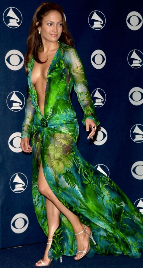 jennifer lopez versace verde|jennifer lopez versace green dress.